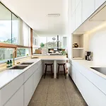 Villa Picasso - Lux Living