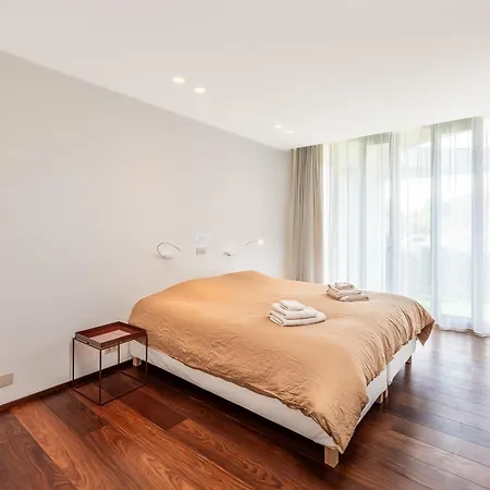 Villa Picasso - Lux Living