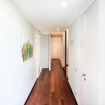 Picasso - Lux Living Villa *