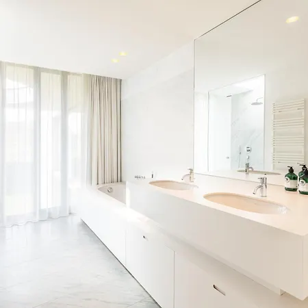 Picasso - Lux Living