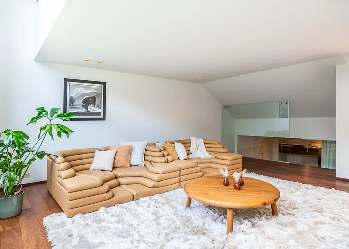 Villa Picasso - Lux Living *