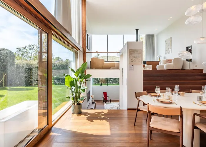 Picasso - Lux Living Βίλα