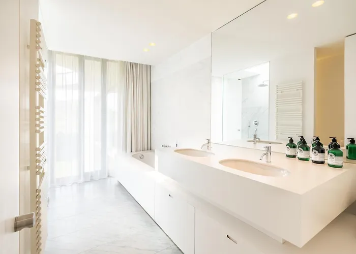 Picasso - Lux Living